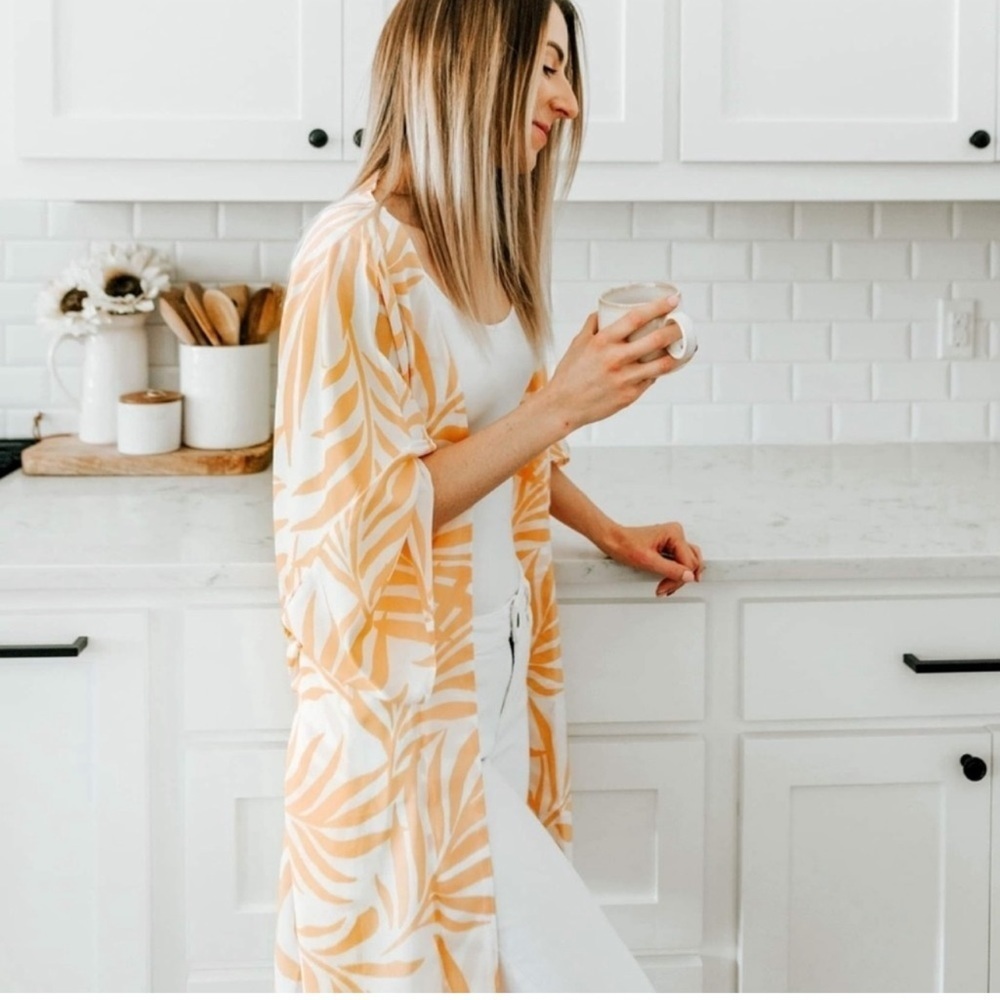 Maison Du Soir Magnolia Luxe Robe - image 2